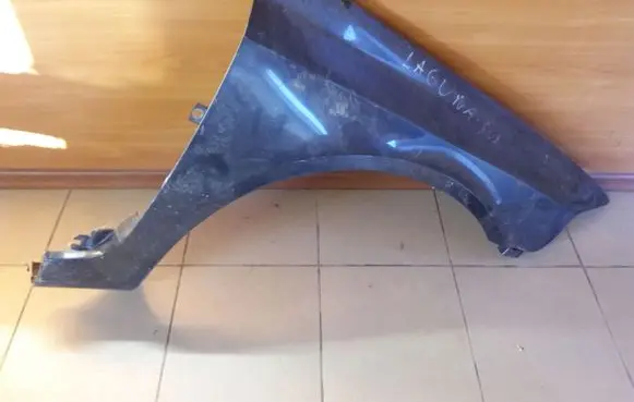 Renault Laguna I Fender