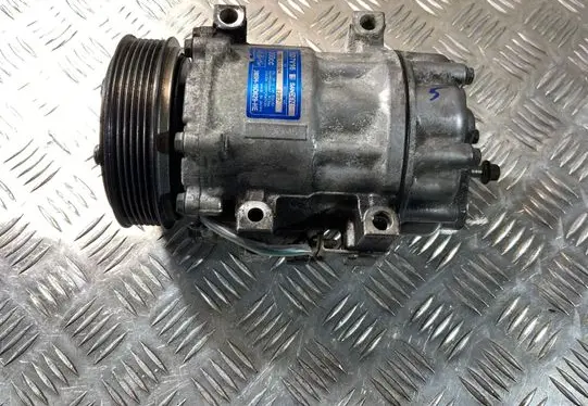 Volvo C30 Air conditioning (A/C) compressor (pump) 3M5H19D629HE