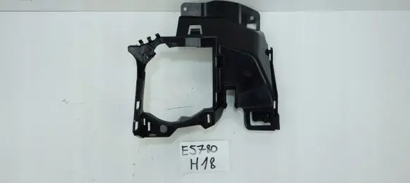 BMW 1 F20 F21 Fog light bracket 7272579