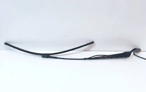 Mercedes-Benz Sprinter W907 W910 Front wiper blade arm A9108203200