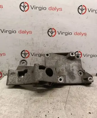 Volkswagen Polo IV 9N3 Engine mounting bracket 038903143AG