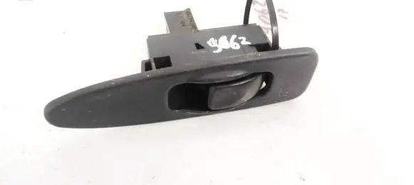 Mitsubishi Carisma Electric window control switch MR792852