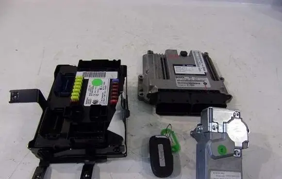 Jeep Compass Ignition lock 68247019AA