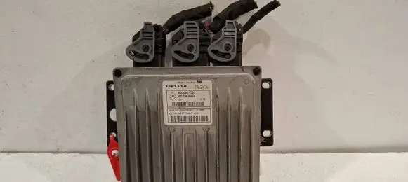 Renault Kangoo II Engine control unit/module 8200911560 8200909666 R0410B041C