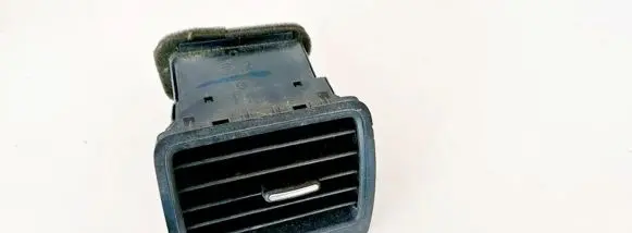 Volkswagen Golf V Dash center air vent grill 1K0819710
