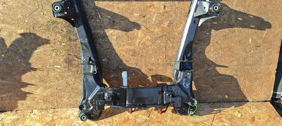 Ford Mondeo Mk III Front subframe 1S71-5A204-DE