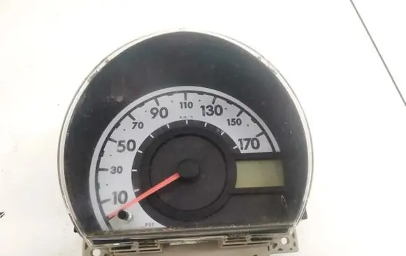 Toyota Aygo AB10 Speedometer (instrument cluster) 917010E03