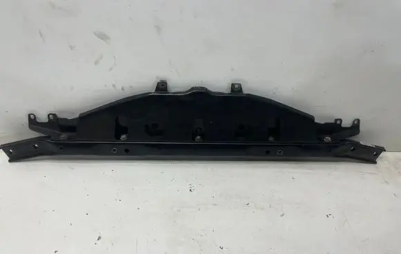 BMW 5 F10 F11 Top upper radiator support slam panel 7200689 7200690