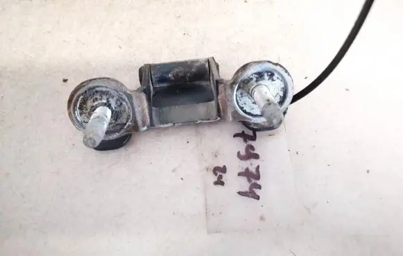 Jeep Patriot Tailgate/trunk/boot hinge