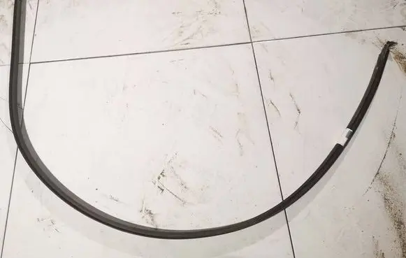 Honda Jazz Rubber seal front coupe door 