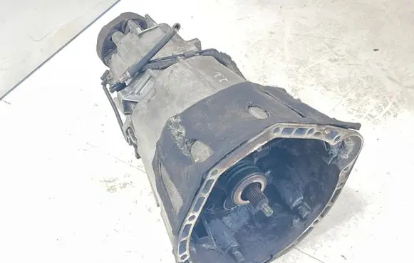 Mercedes-Benz C W203 Manual 6 speed gearbox 2112609101