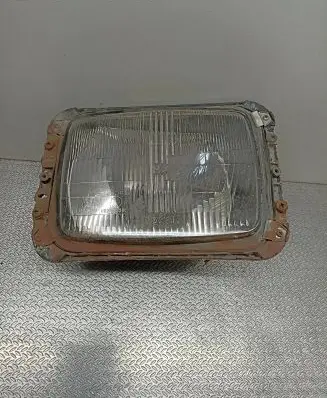 Mercedes-Benz 207 310 Headlight/headlamp 1305620269 0224533R20 7R0124533