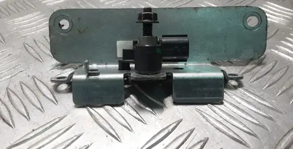 Nissan Navara D23 Airbag deployment crash/impact sensor 988305RA0A