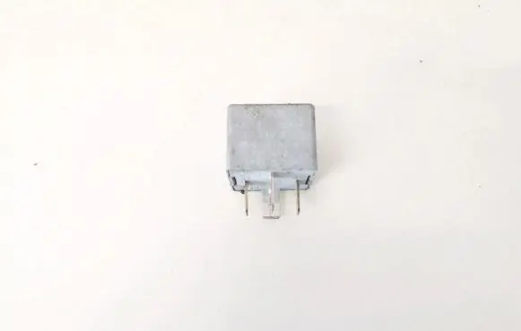 Volkswagen Golf IV Other relay 141951253b 20240072