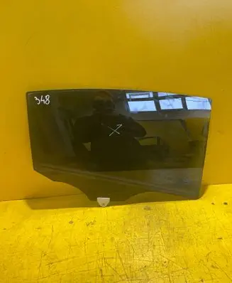 Mazda 6 Rear door window glass E643R00123