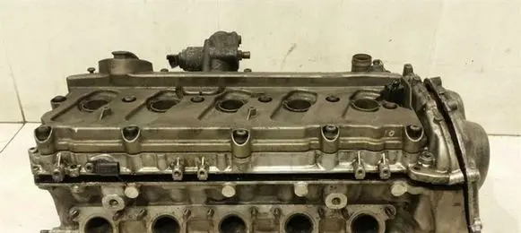 Audi A8 S8 D3 4E Engine head 07L103373J