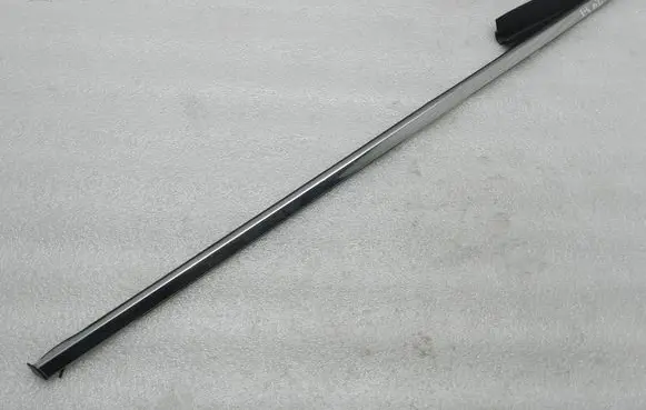 Chrysler Grand Voyager V Rear side glass trim 5020977AB