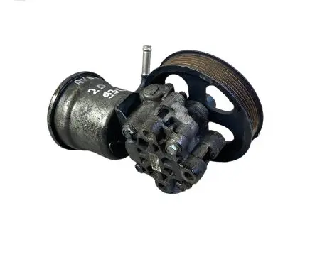 Toyota Avensis T250 Power steering pump