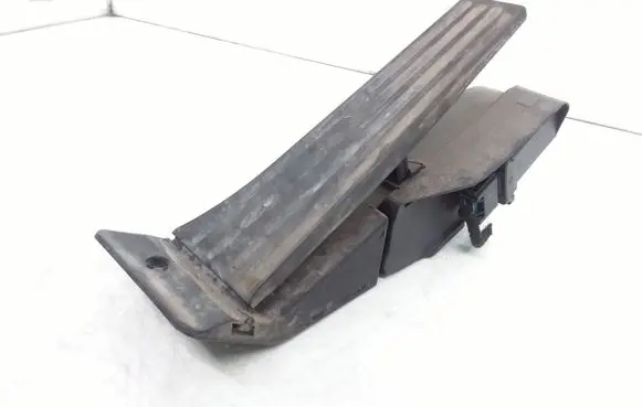 BMW 1 E81 E87 Accelerator throttle pedal 6793742 35426793742