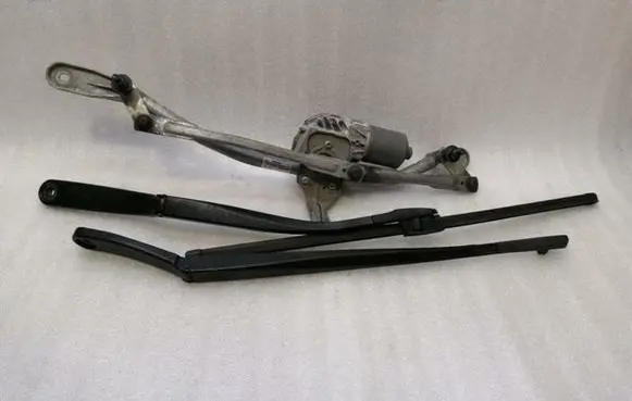 BMW 7 F01 F02 F03 F04 Front wiper linkage and motor 3397021220