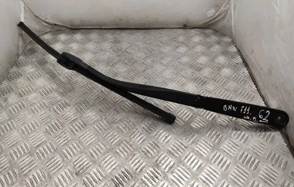 BMW 5 F10 F11 Windshield/front glass wiper blade 7182460 61617182460