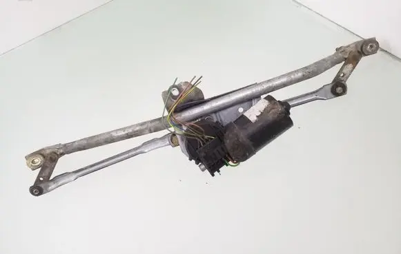 Audi A4 S4 B5 8D Front wiper linkage and motor 8D1955605B