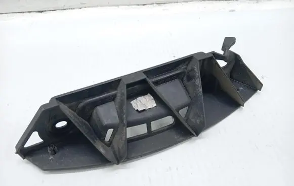 Skoda Octavia Mk2 (1Z) Rear/tail light trim molding 1Z9807394