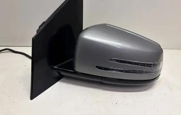 Mercedes-Benz B W246 W242 Front door electric wing mirror