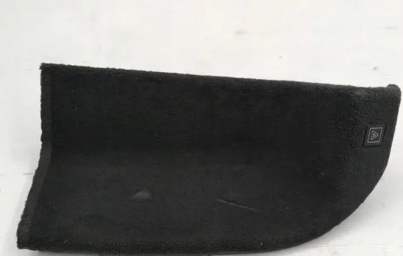 BMW X3 E83 (C) pillar trim 7049042