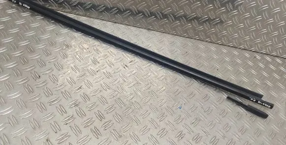 Toyota Aygo AB40 Front door glass trim molding