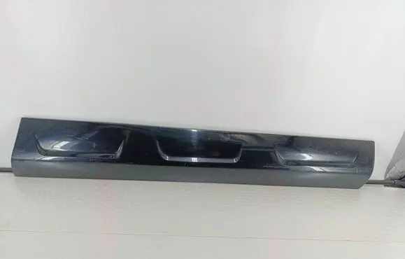Audi Q7 4L Front door trim (molding) 4L0853960D 174251