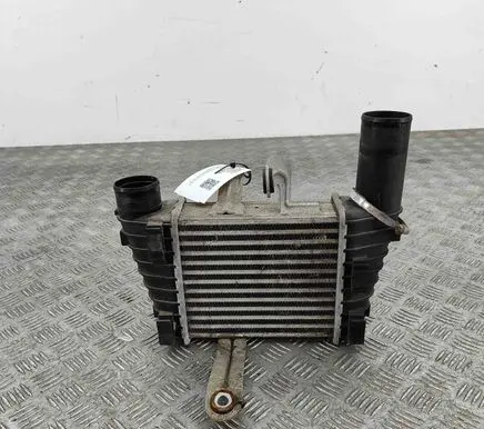 Mitsubishi Colt Intercooler radiator A6390900414 MN130321