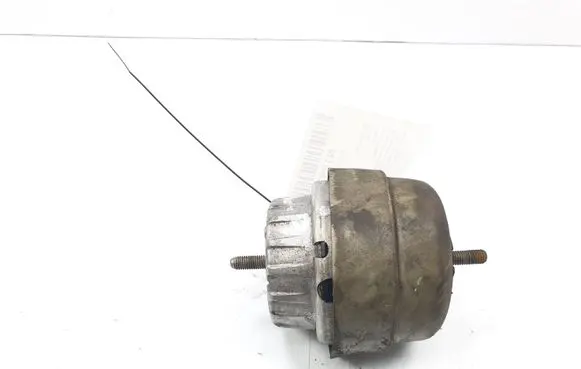 Audi A6 S6 C5 4B Engine mount vacuum valve 