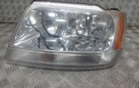 Jeep Grand Cherokee (WJ) Headlight/headlamp 