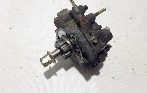 Toyota Land Cruiser (J120) Fuel injection high pressure pump 2210030050
