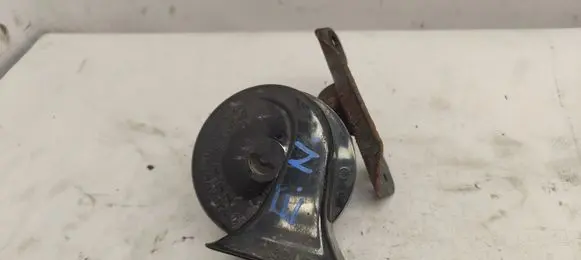 Audi A6 S6 C6 4F Horn signal 0092018