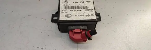 Audi A6 S6 C5 4B Light module LCM 4B0907357 290301 5LA00784500