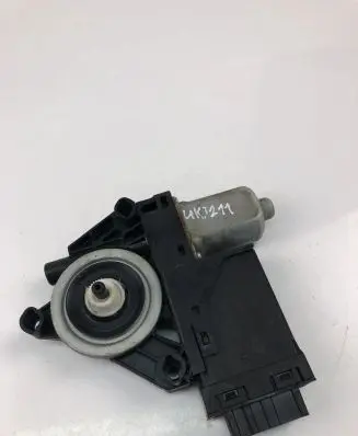 Volvo XC40 Front door window regulator motor 32283266
