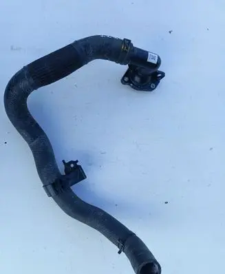 Mazda CX-5 Engine coolant pipe/hose