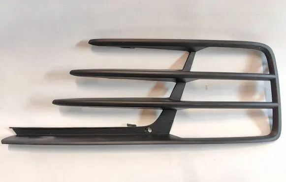 Volkswagen Scirocco Front bumper lower grill 1K8853665E