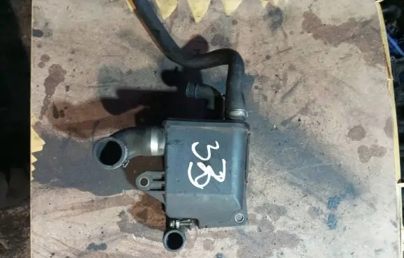 Volvo S60 Breather/breather pipe/hose 1271988
