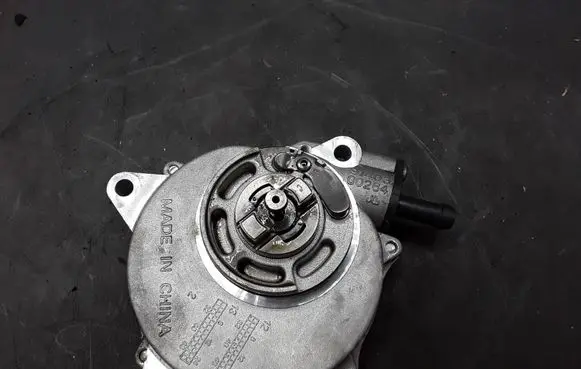SsangYong Korando Vacuum pump A6712300165 9140300090