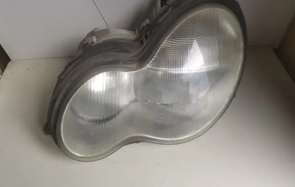 Mercedes-Benz C W203 Headlight/headlamp