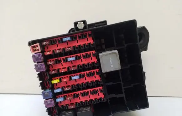 Ford Fiesta Fuse module BA6T14A005KUA
