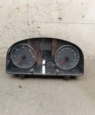Volkswagen Touran I Speedometer (instrument cluster) 1T0920862F V0011000 110080217