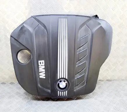 BMW X3 F25 Engine cover (trim) 7811024