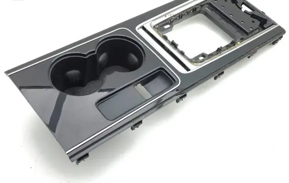 Jaguar XE Cup holder front GX73044E04D