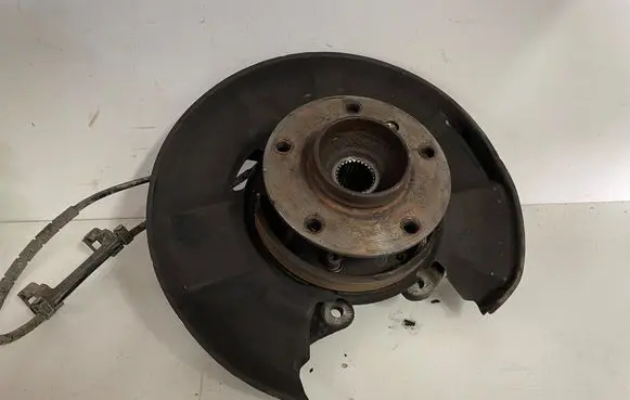 BMW 1 E81 E87 Rear wheel hub 0000018919 P377699