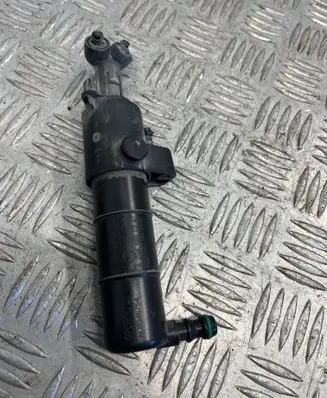 Mercedes-Benz C W204 Headlight washer spray nozzle A2048600347 8WT00944601