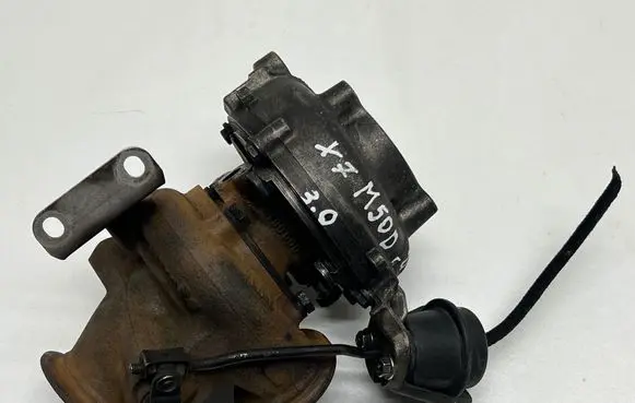 BMW X7 G07 Turbo 8575476 18539700095 751032265200052